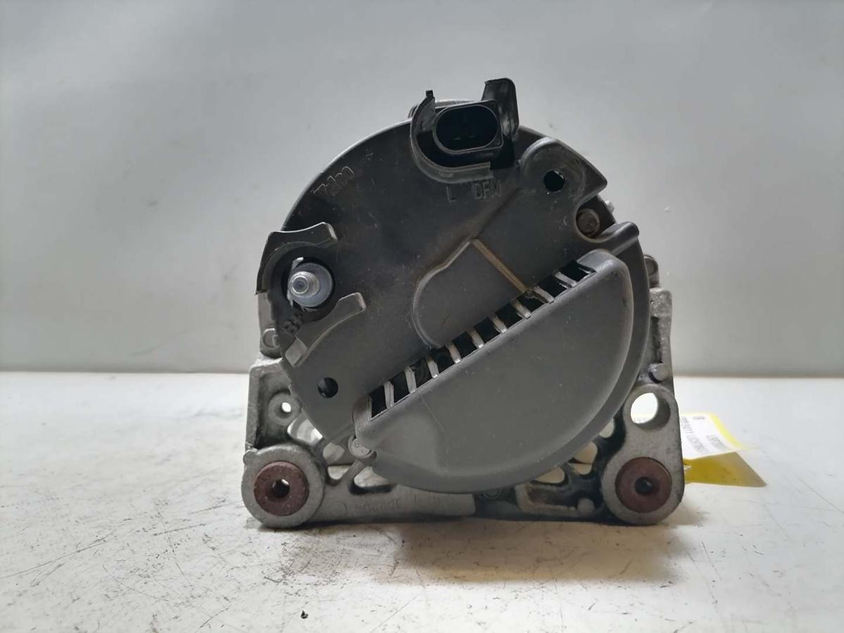 Skoda Fabia 2 original Lichtmaschine Generator 1.2 44KW Bj.2009